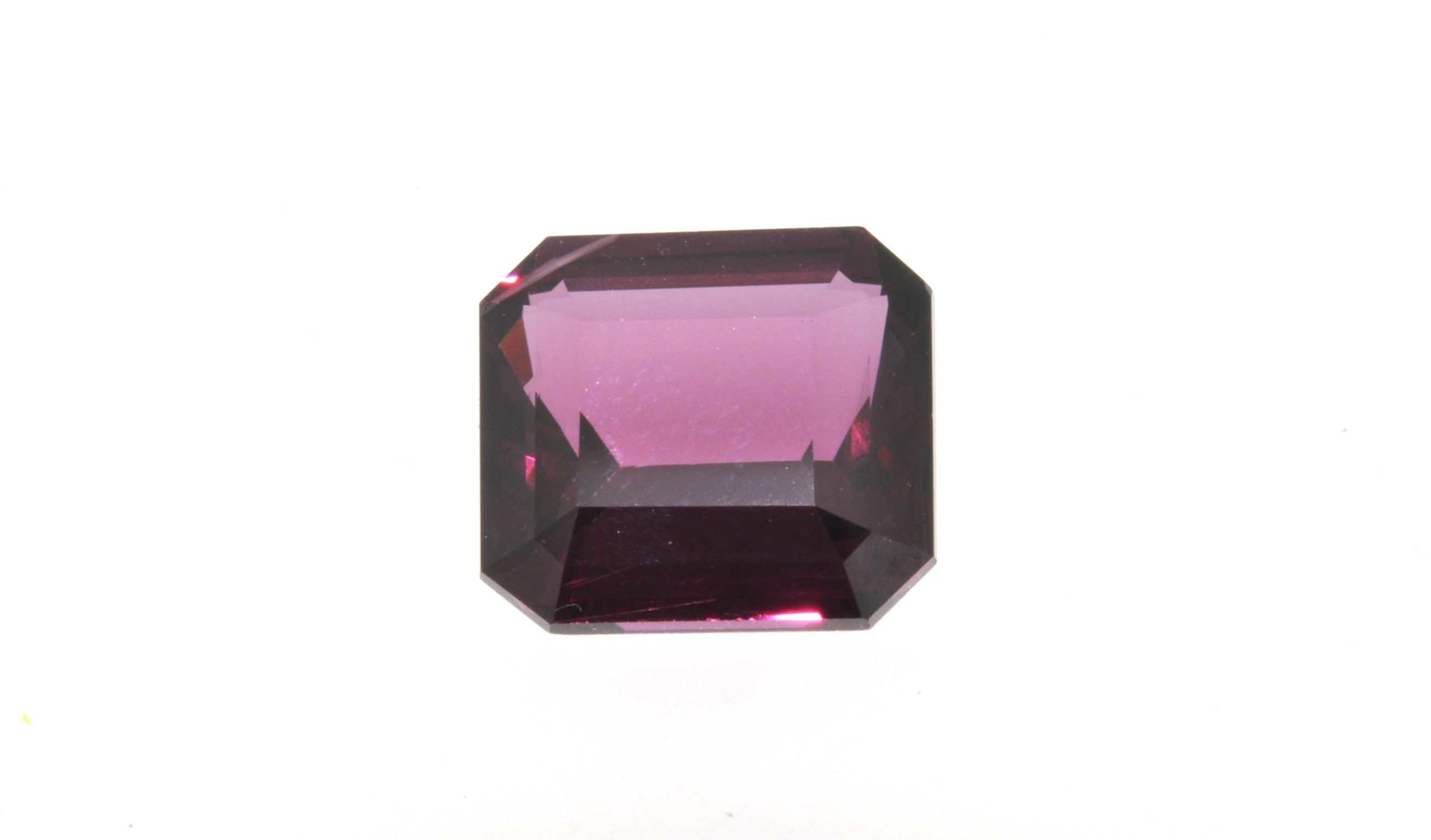 RED SPINEL OCTAGON