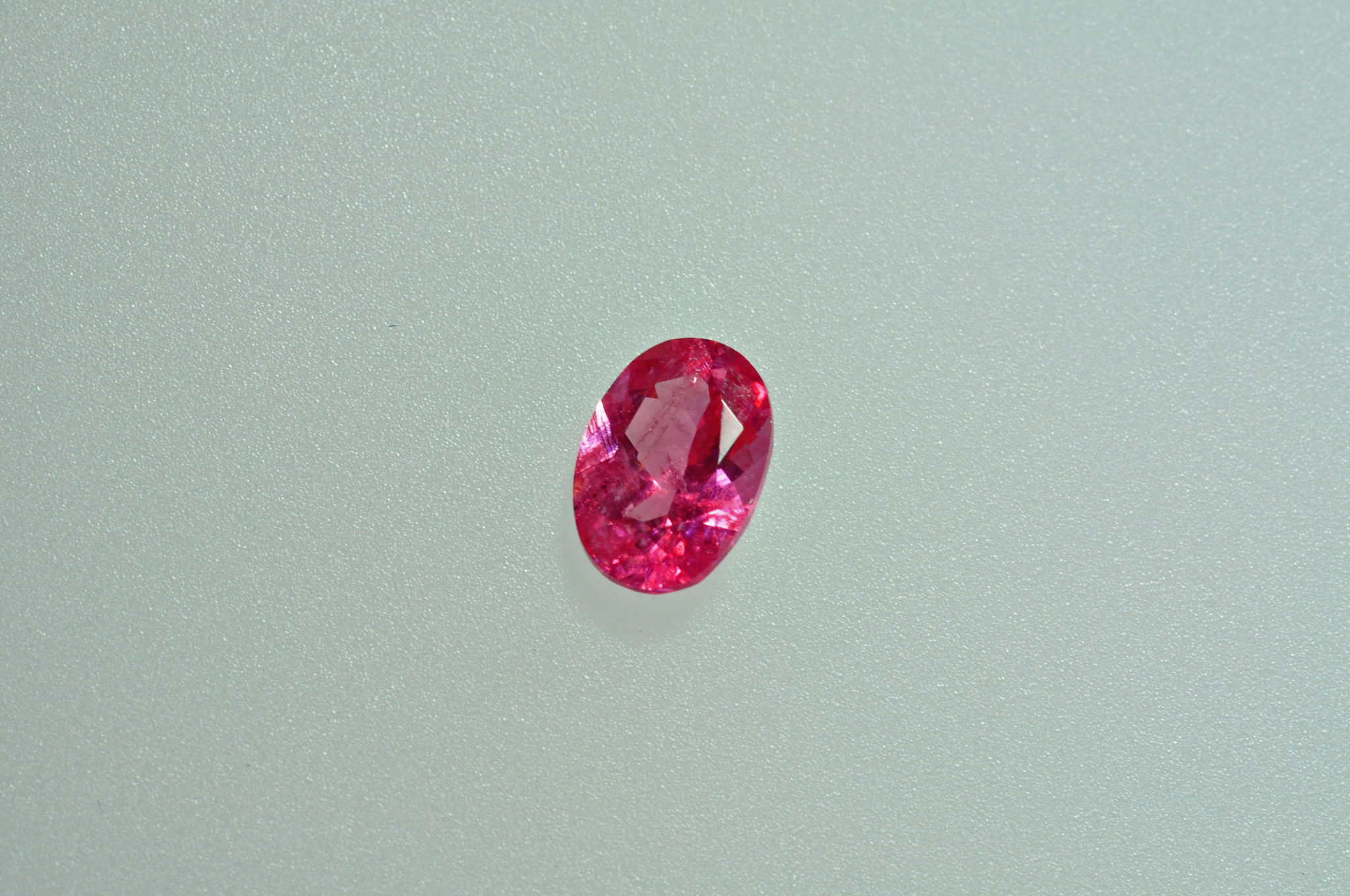 PINK SPINEL OVAL